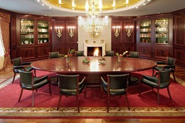 Berlin training rooms Meeting room Hotel Palace Berlin - Kaminzimmer image 0