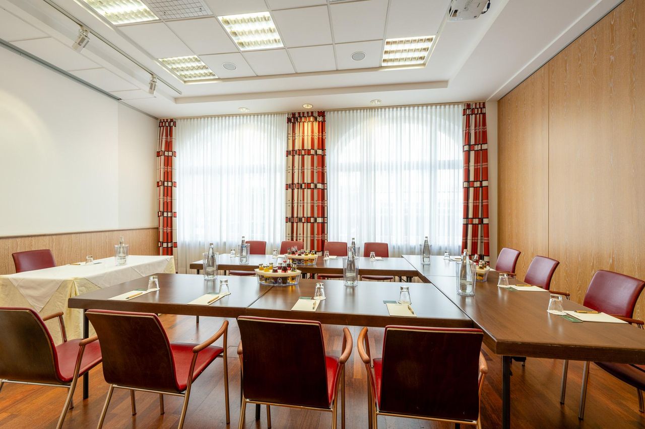 Berlin Offsite-Meeting Function Room Die Zwillinge einzeln image 1