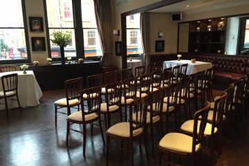 London corporate event spaces Partyraum Member's Lounge image 11