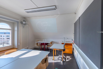 Zürich Kundengespräch  2. OG  Klassenzimmer image 1