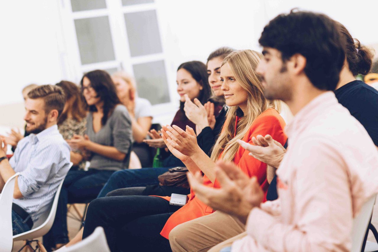 Barcelona training rooms Coworking space Open Space image 5