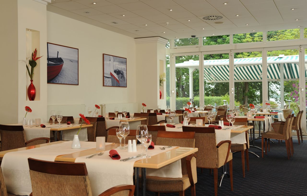 Rest of the World corporate event spaces Auditorium Hotel Müggelsee Berlin image 12