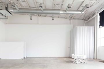 Sydney corporate event spaces Foto Studio Industrial studio/gallery image 14