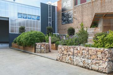 Sydney corporate event spaces Foto Studio Industrial studio/gallery image 4