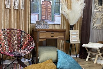 Rest of the World Photostudio Muse Charlotte image 2