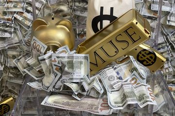 Rest of the World Photostudio Muse Charlotte image 1