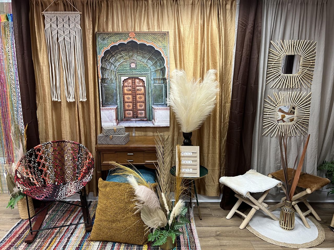 Rest of the World  Photostudio Muse Charlotte image 0