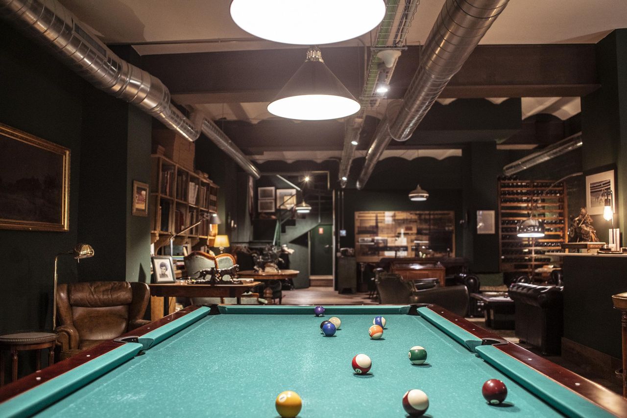 Barcelona  Club British Club image 6