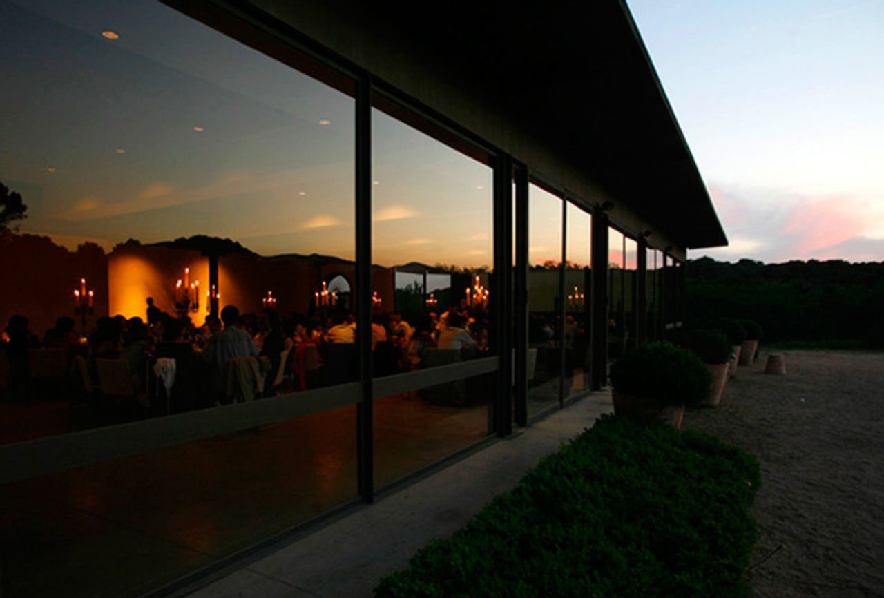 Barcelona corporate event spaces Green space Villa image 11