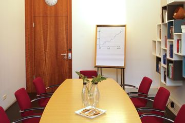 Berlin Coworking Meeting room STUDY image 7