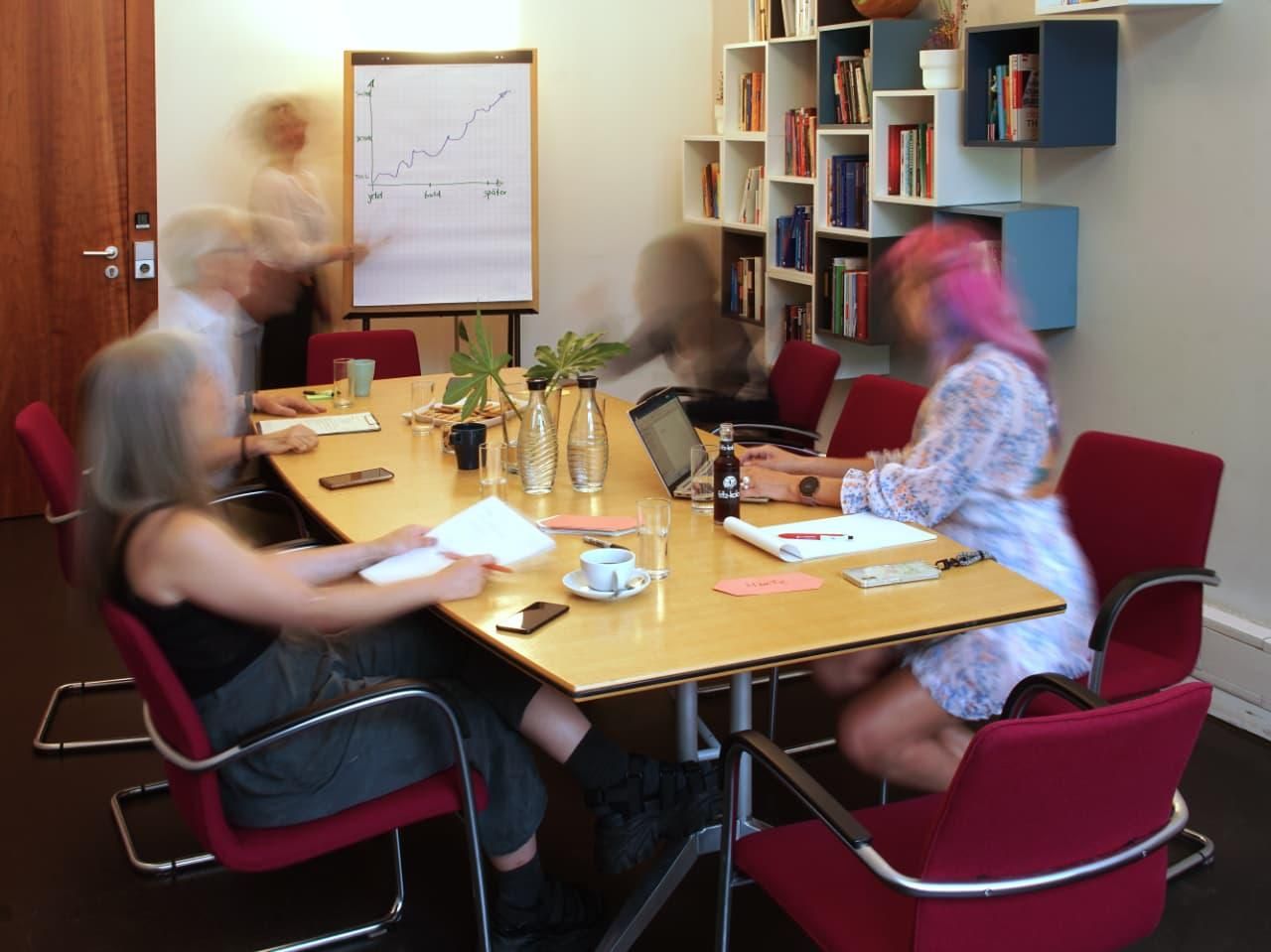 Berlin Coworking Meeting room STUDY image 8