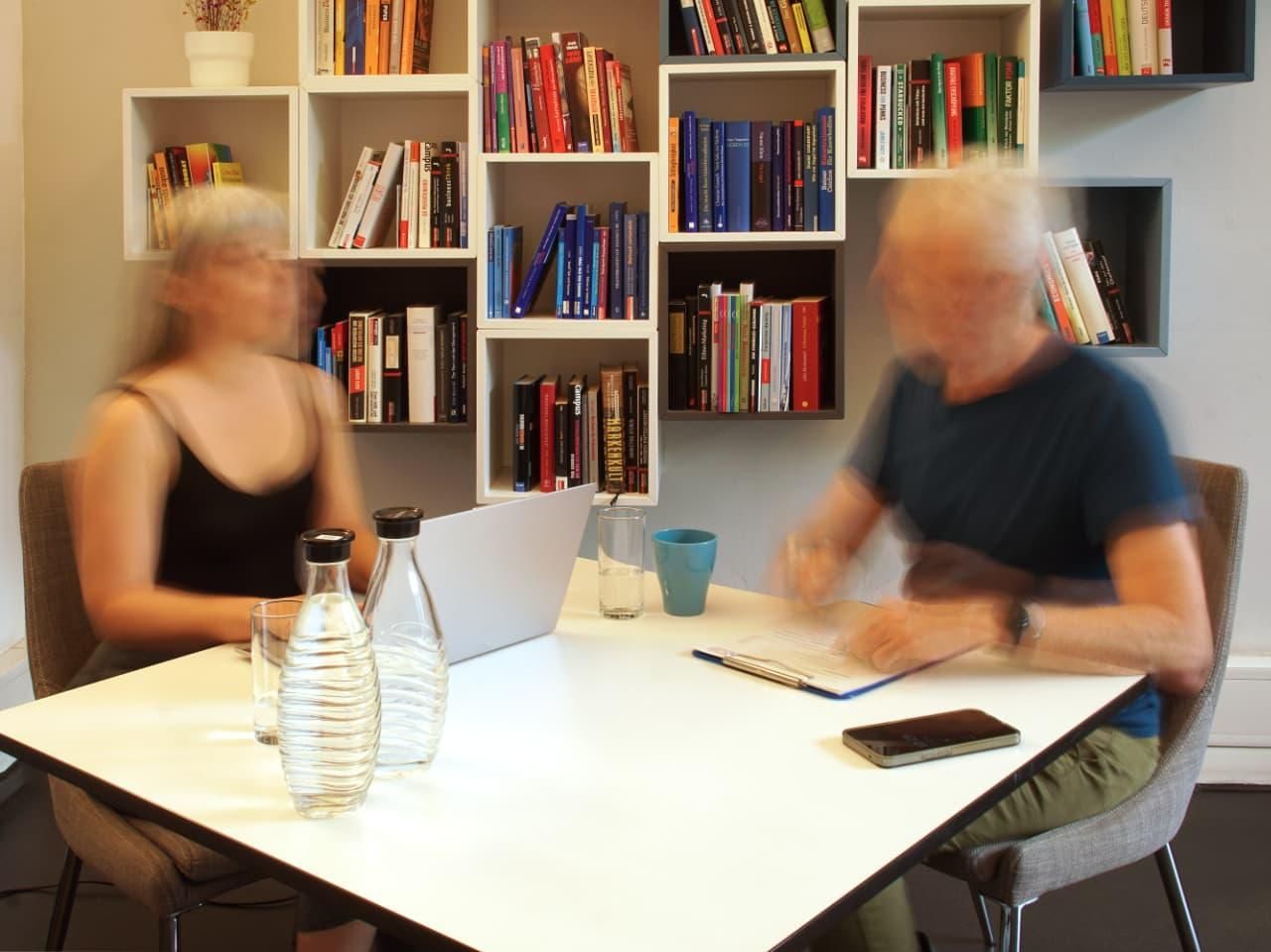 Berlin Coworking Meeting room STUDY image 2