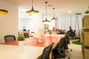 Barcelona workshop spaces Coworking space Open Space image 4