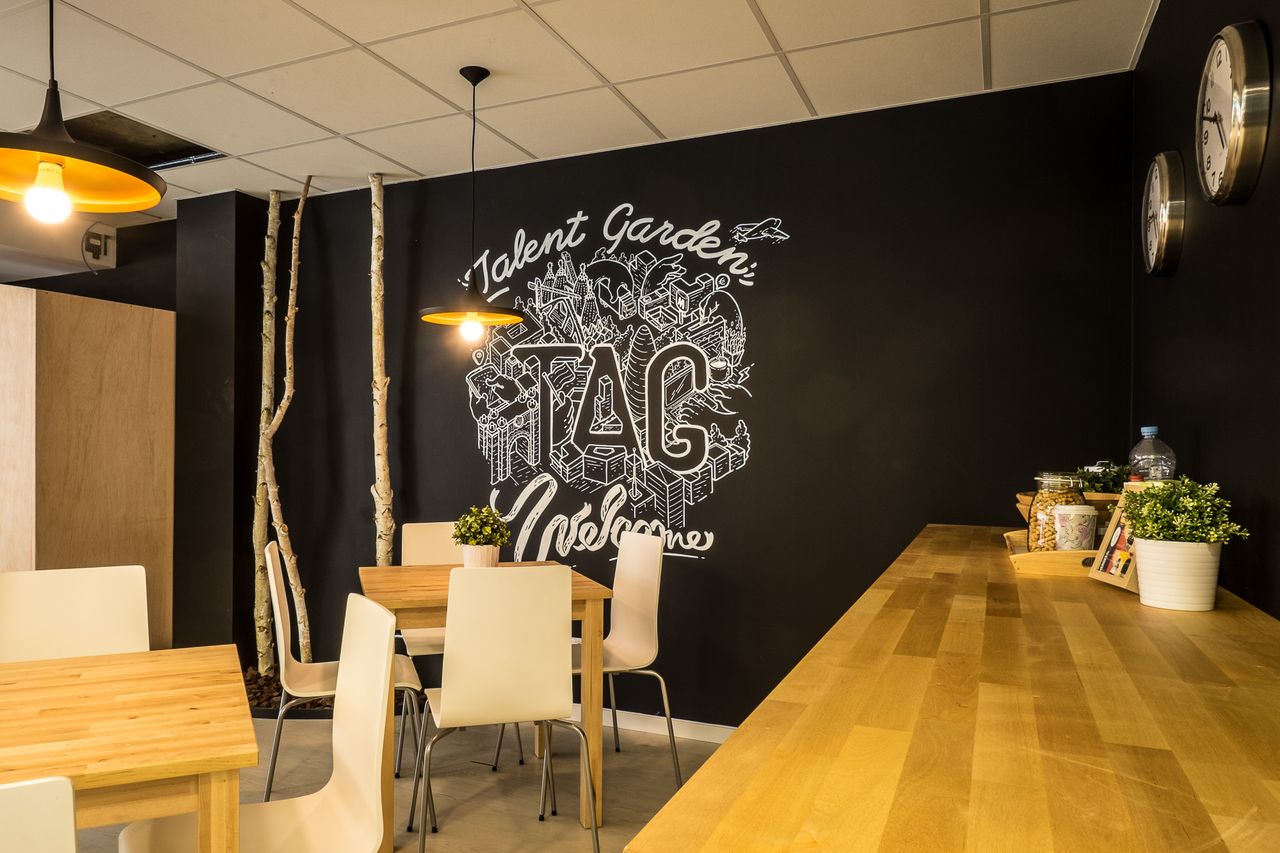 Barcelona workshop spaces Coworking space Open Space image 8