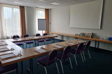 Rest der Welt Seminarraum Taugungsraum Sofia 2 image 0