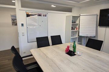 Bonn  Vergaderzalen CINTELLIC Konferenzraum - Matterhorn image 1