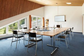 Rest of the World Seminar 401 Kulm image 0