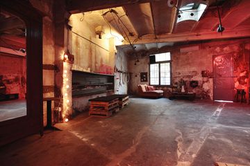 Barcelona corporate event spaces Industrial space Workshop room image 0