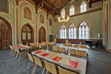 Rest der Welt Offsite Meeting  Aula der Ritterakademie image 1