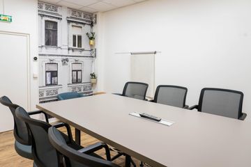 Paris conference rooms Meeting room Room St Pantaléon image 1