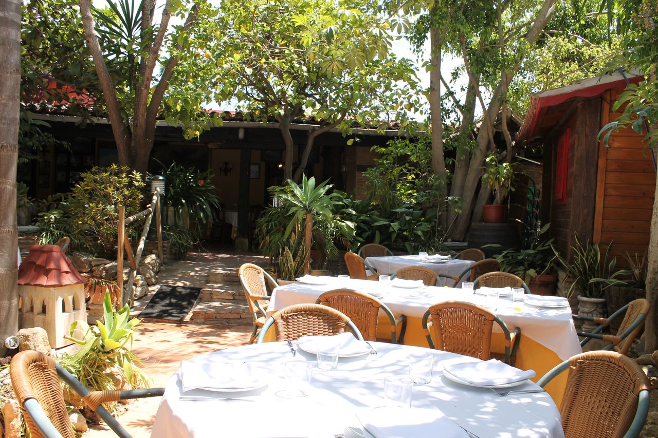 Malaga corporate event spaces Restaurant Garden image 3