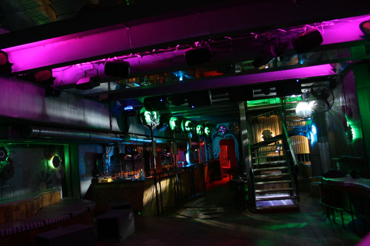 Berlijn corporate event spaces Club Cosmic Kaspar image 16