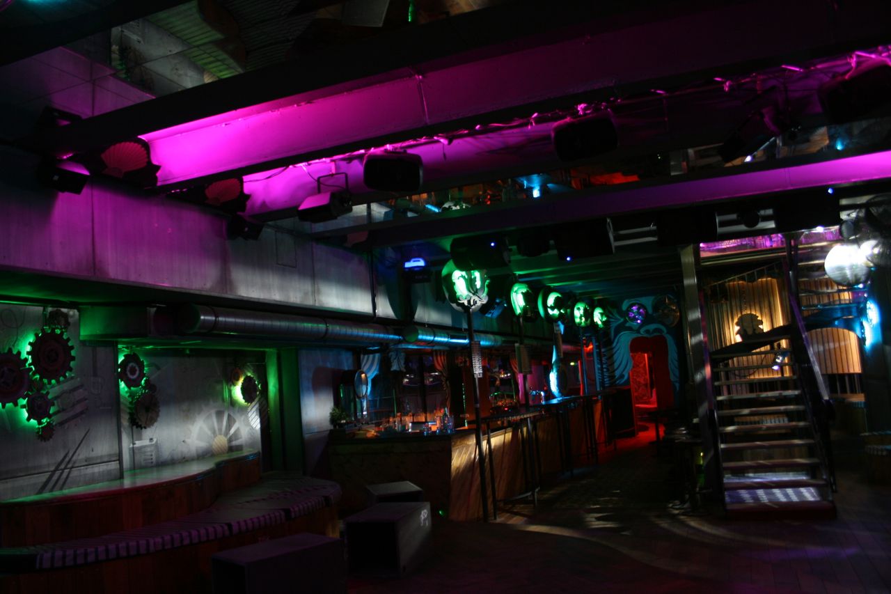 Berlijn corporate event spaces Club Cosmic Kaspar image 17