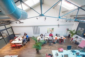 Paris workshop spaces Meeting room Big meeting room image 2