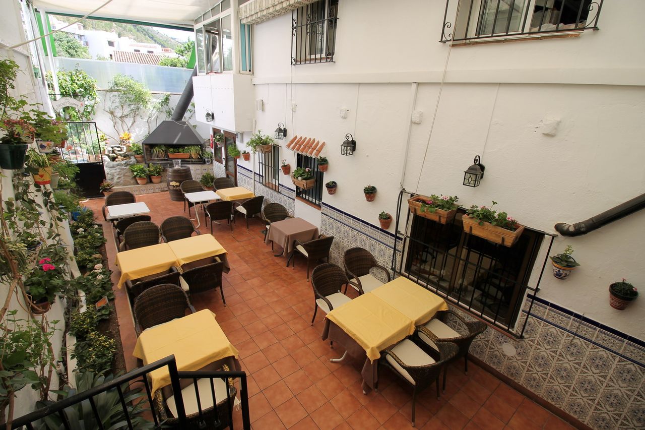 Malaga corporate event spaces Terras Patio image 3