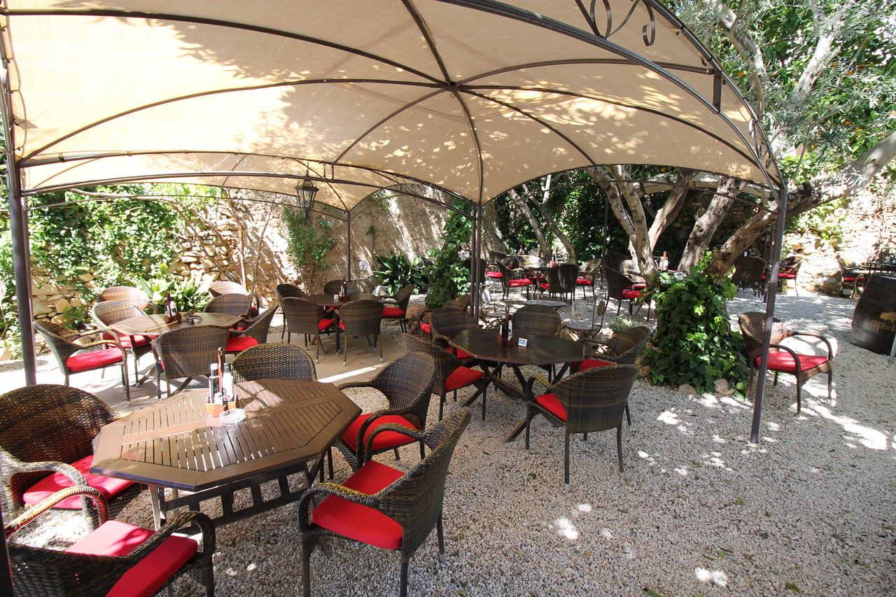 Malaga corporate event spaces Hof Huerto image 4