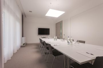 Zürich Kundengespräch  London image 1