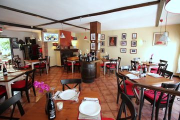 Malaga workshop spaces Restaurant Interior image 1