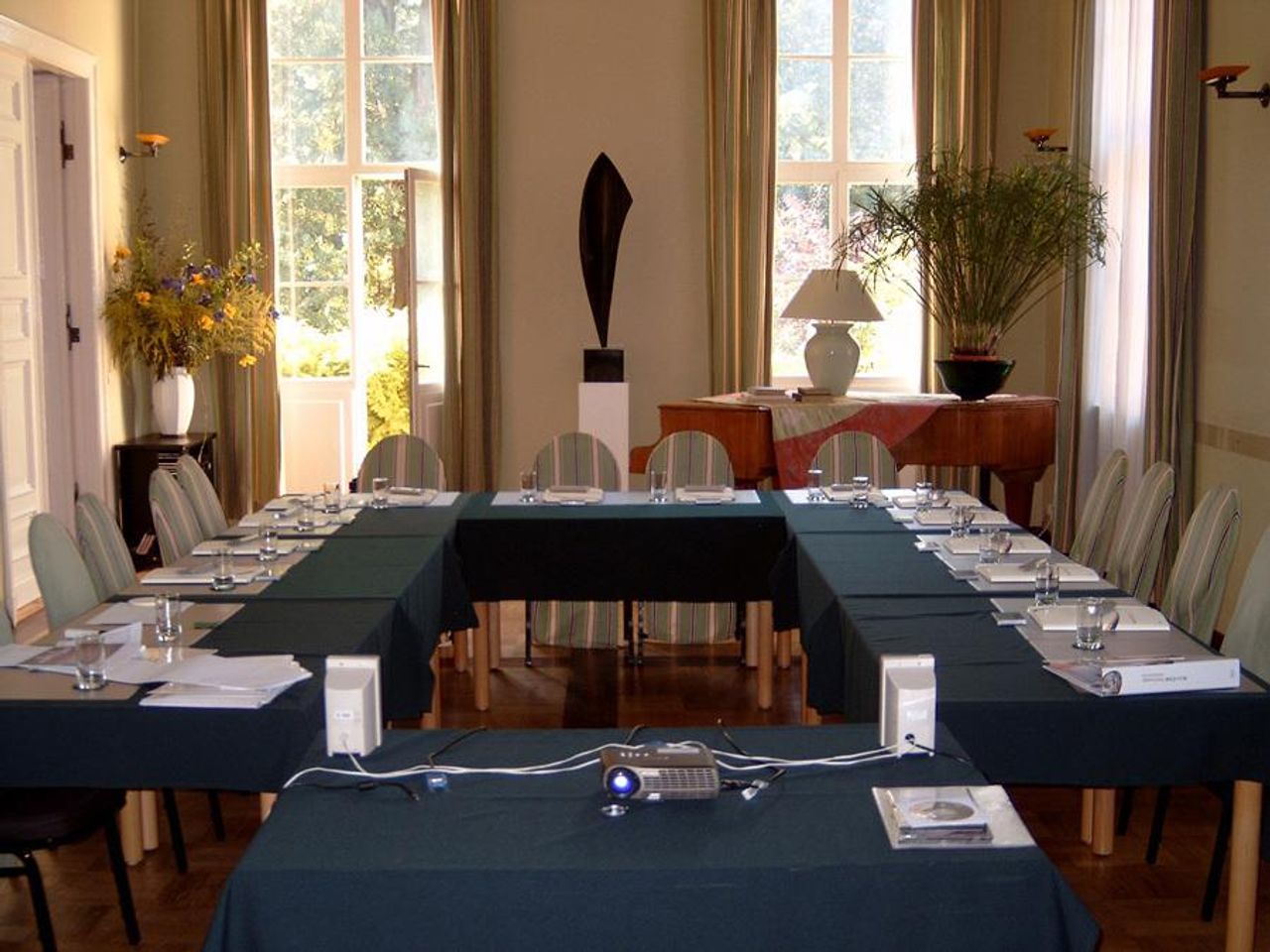 Rest der Welt PR & Marketing Event Schloss/Burg/Gut/Villa Bülow-Saal image 5