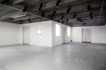 New York   Large Bushwick Gallery Space image 7