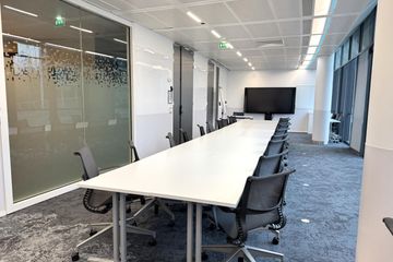 Paris Business center Classe IA image 1