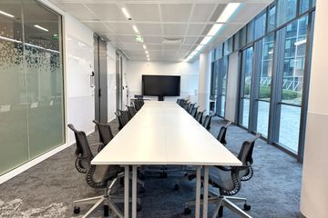 Paris Business center Classe IA image 2