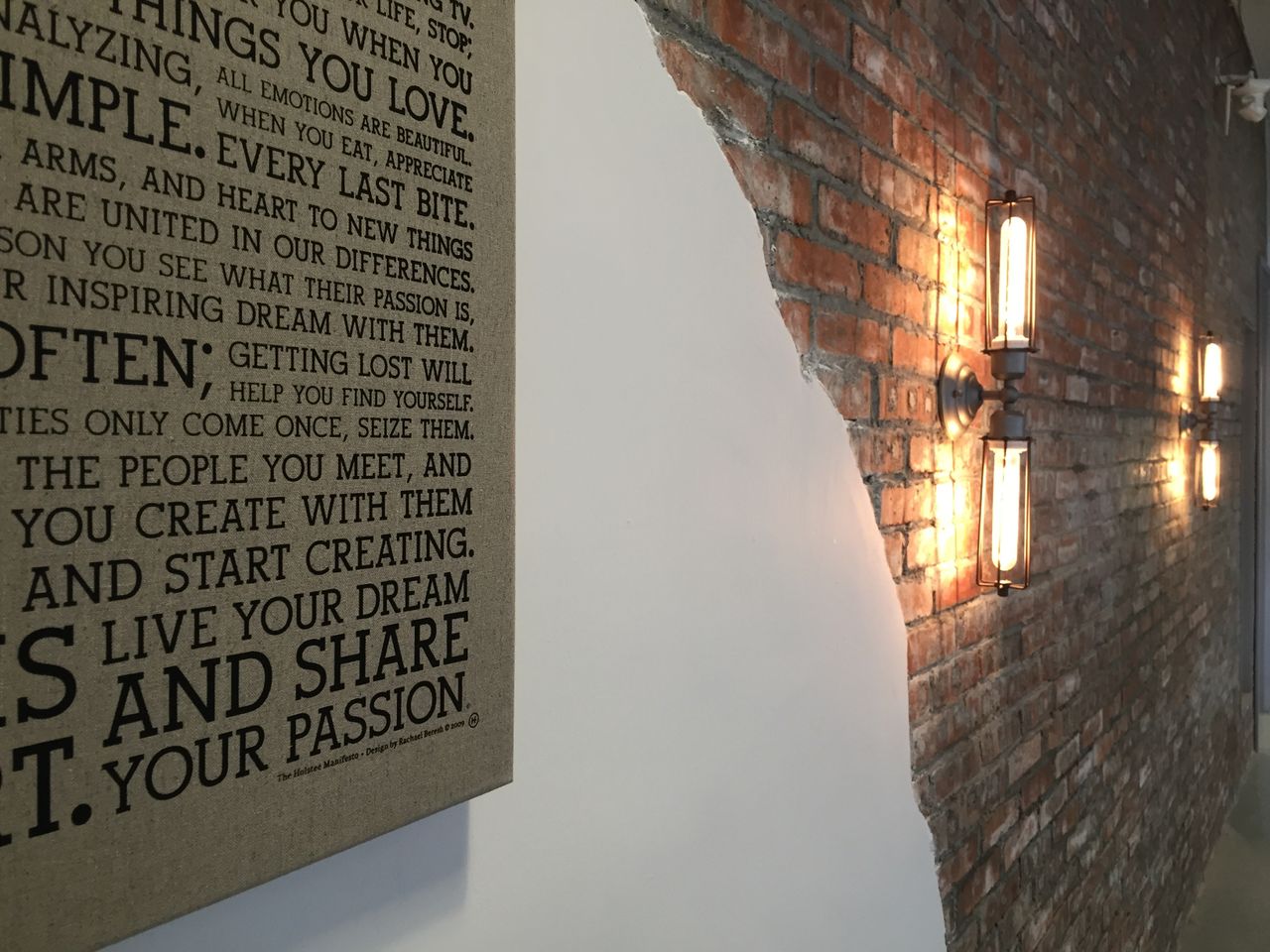 Hong Kong seminar rooms Coworking Space Hot desk area image 10