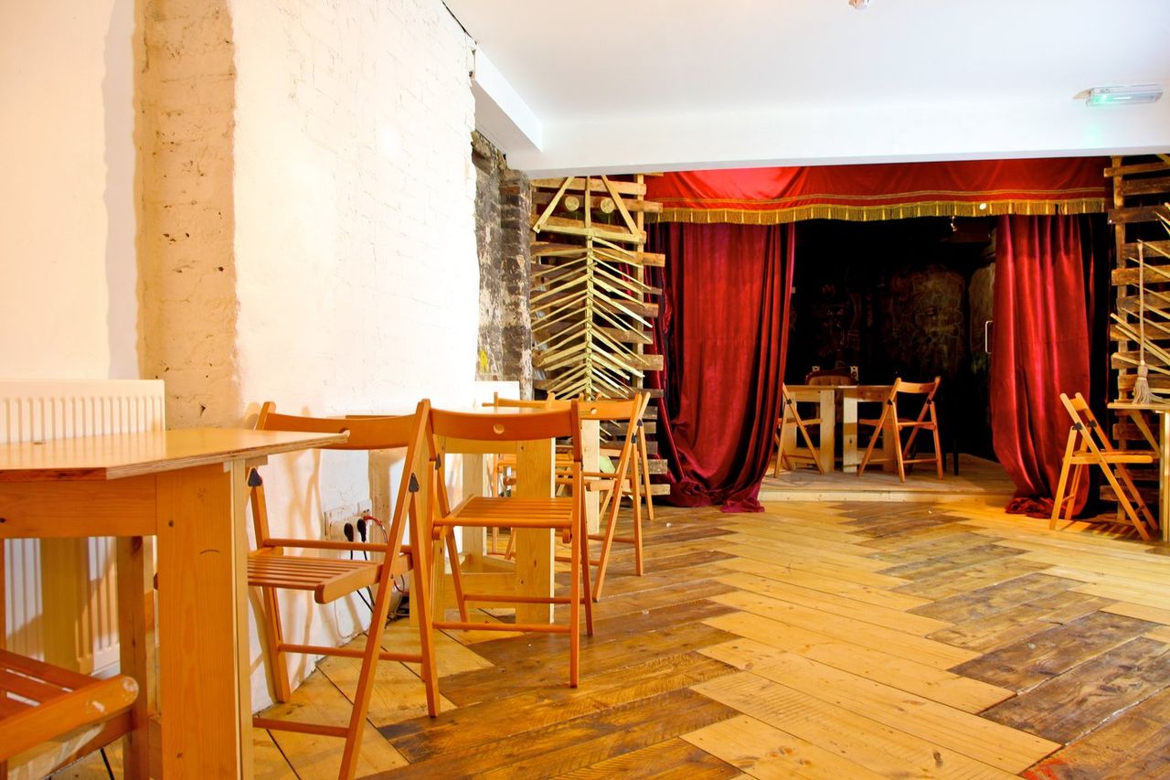 London workshop spaces Meeting room Hackney Pirates The Ship of Adventures - The Deep image 6