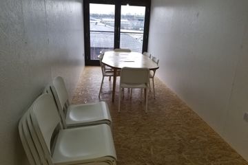 London training rooms Meetingraum Container image 3