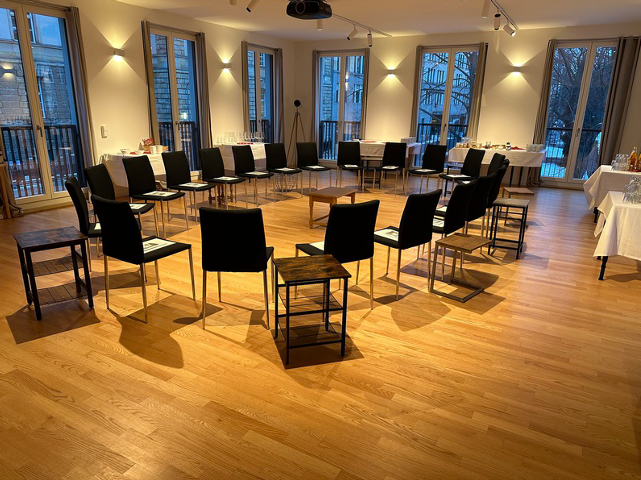 Berlin Kreatives Meeting Workshop spaces EmMi 1 image 4