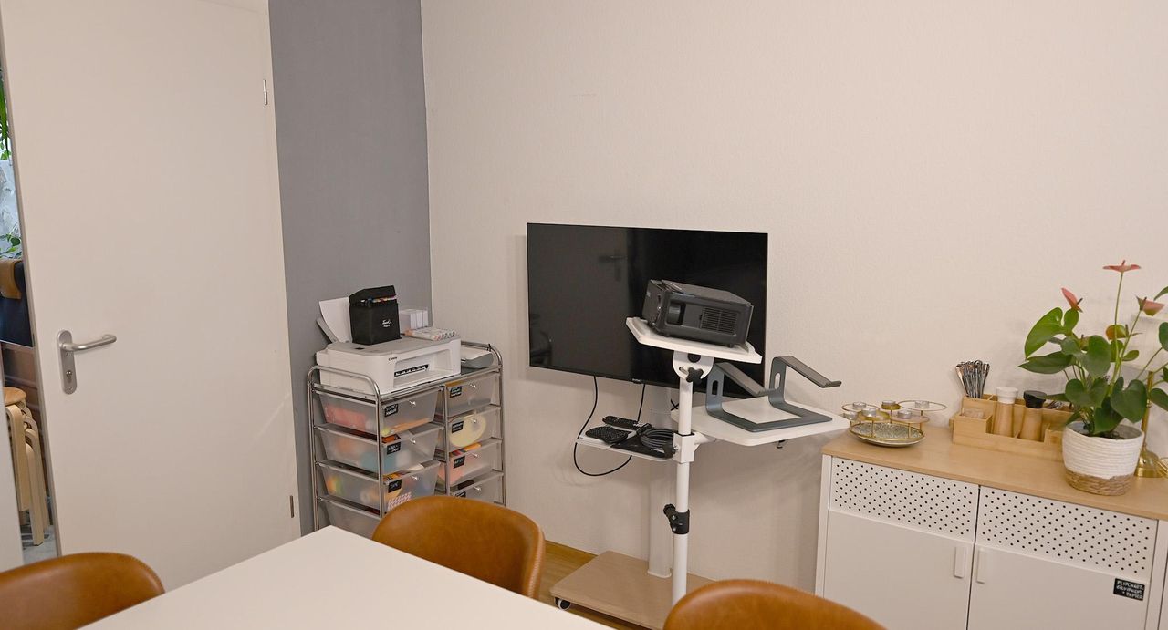 Stuttgart Mobiles Arbeiten Seminar room LEO II - Toller Seminar- und Coachingraum in Stuttgart Mitte image 26