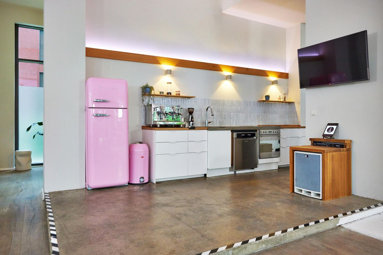 Hamburg  Studio LUNA STUDIOS B image 12