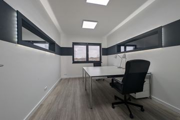 Rest der Welt Coworking Außergewöhnliche Locations Moderner Veranstaltungsspace mit Dachterrasse image 6