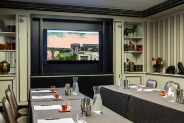 Rest of the World Creative Meeting Workshop space Salon Wagram image 1