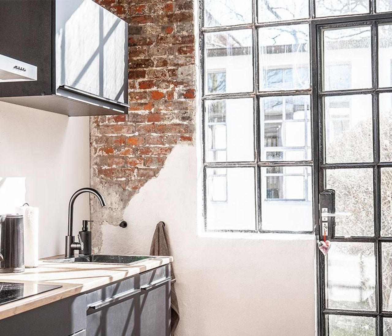 Hamburg  Fotostudio Yaard Content-Studio image 6