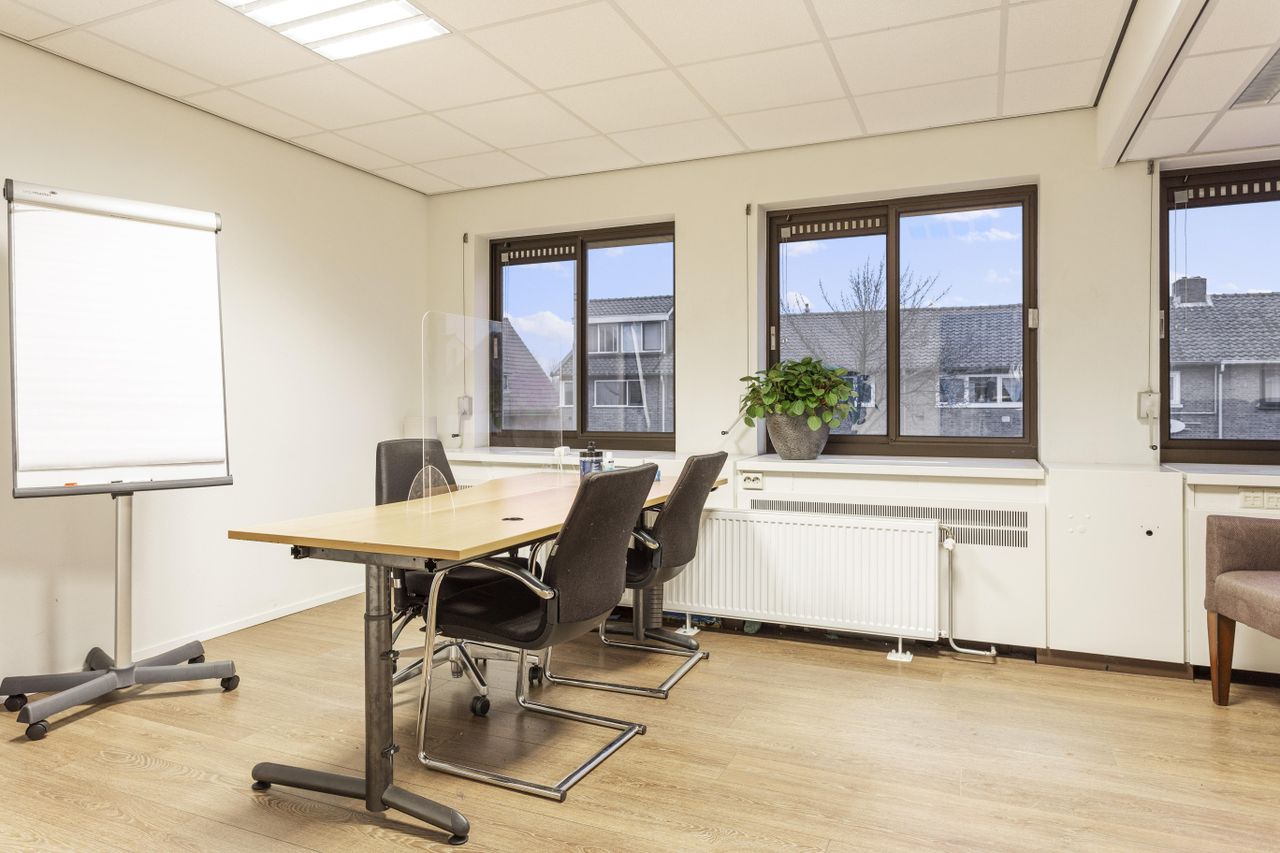 Capelle aan den IJssel Klantafspraak Vergaderruimtes en vergaderlocaties Blauwe flexwerk kantoor image 1