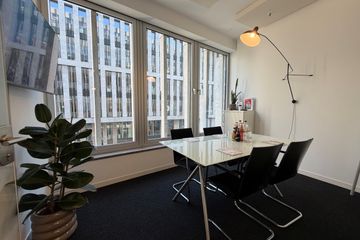 Berlin Offsite-Meeting Business Center Konferenzraum Bertha image 0