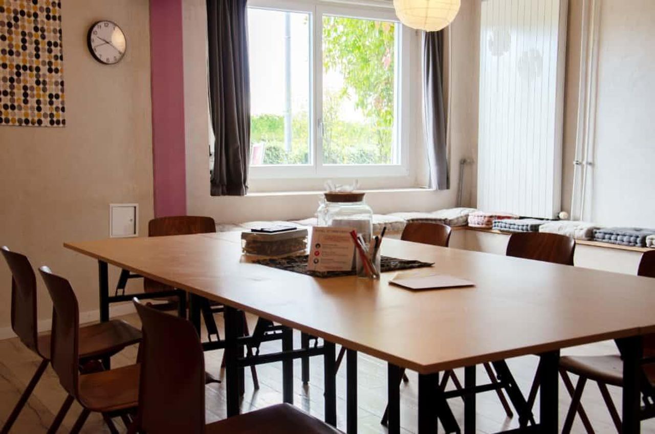 Rest of the World  Coworking space Salle Sable image 1