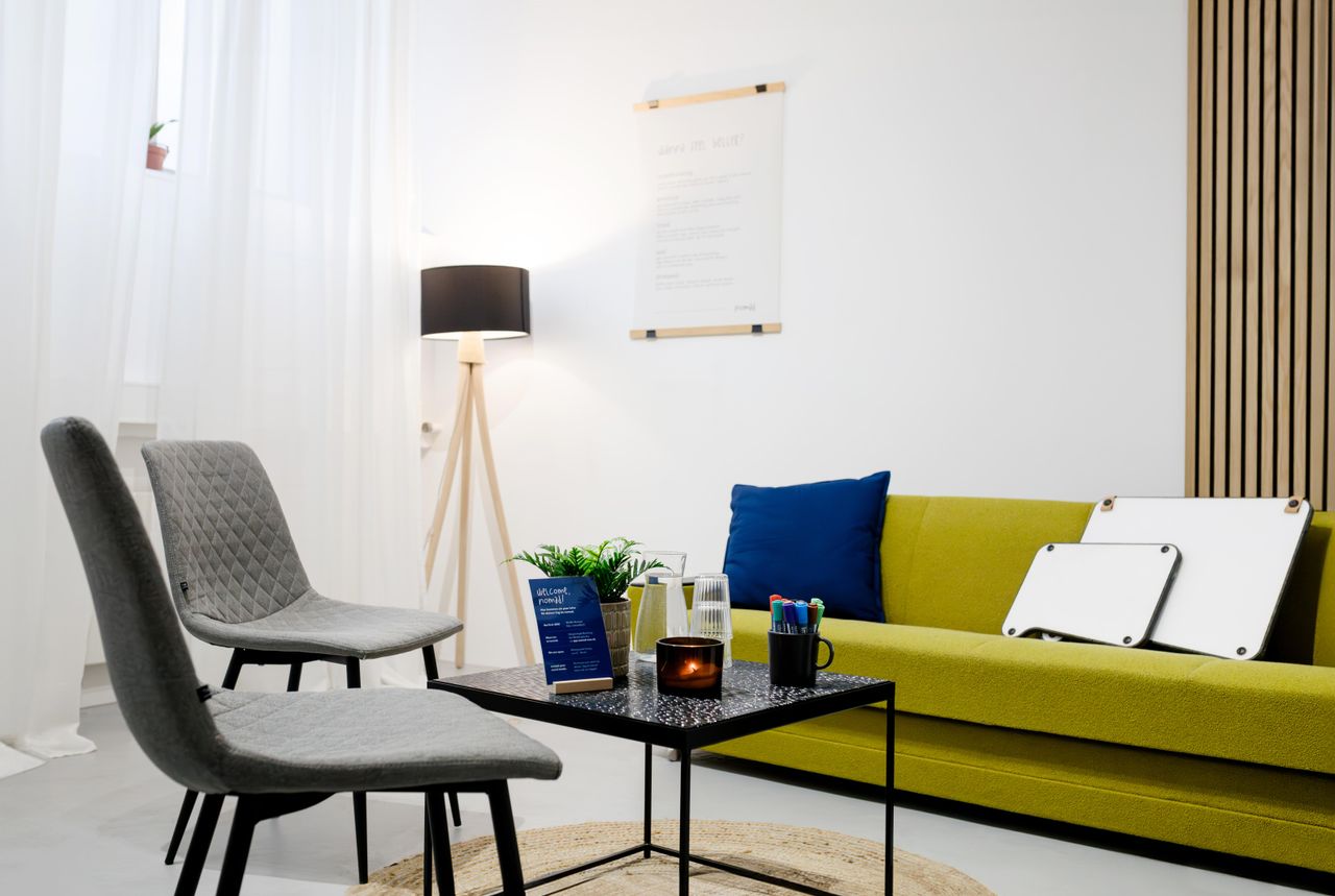 Würzburg Kreatives Meeting Coworking spaces Coaching-Raum im nomad image 3