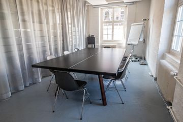 Zürich Kundengespräch  Sitzungszimmer image 2
